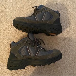 Earth Spirit ASPEN hiking boots size 7 womens